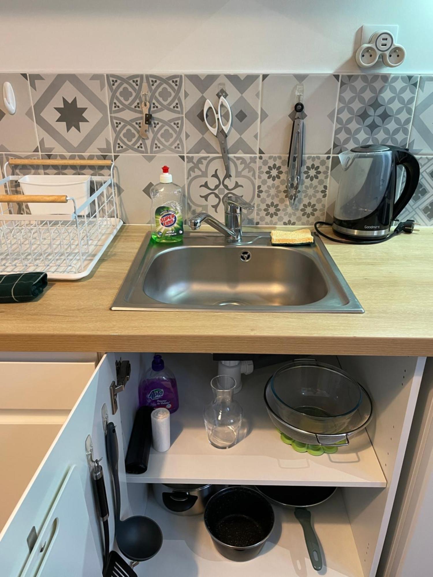 Apartamento Chez Jean-Yves Et Zoe - La Boheme - Au Calme, Tres Propre, Proche Parkings Niort Exterior foto